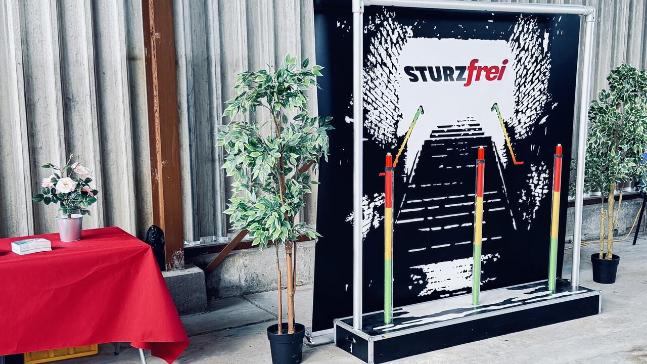 Platzbedarf: 2,20 m hoch, 2,5 m x 0,80 m (ohne Laufbereich)